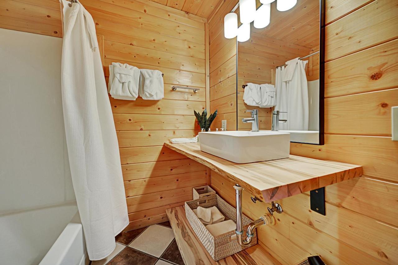 فيلا سيفيرفيلفي Gorgeous Large Mountain View Cabin W Hot Tub, Free Wifi, Games المظهر الخارجي الصورة